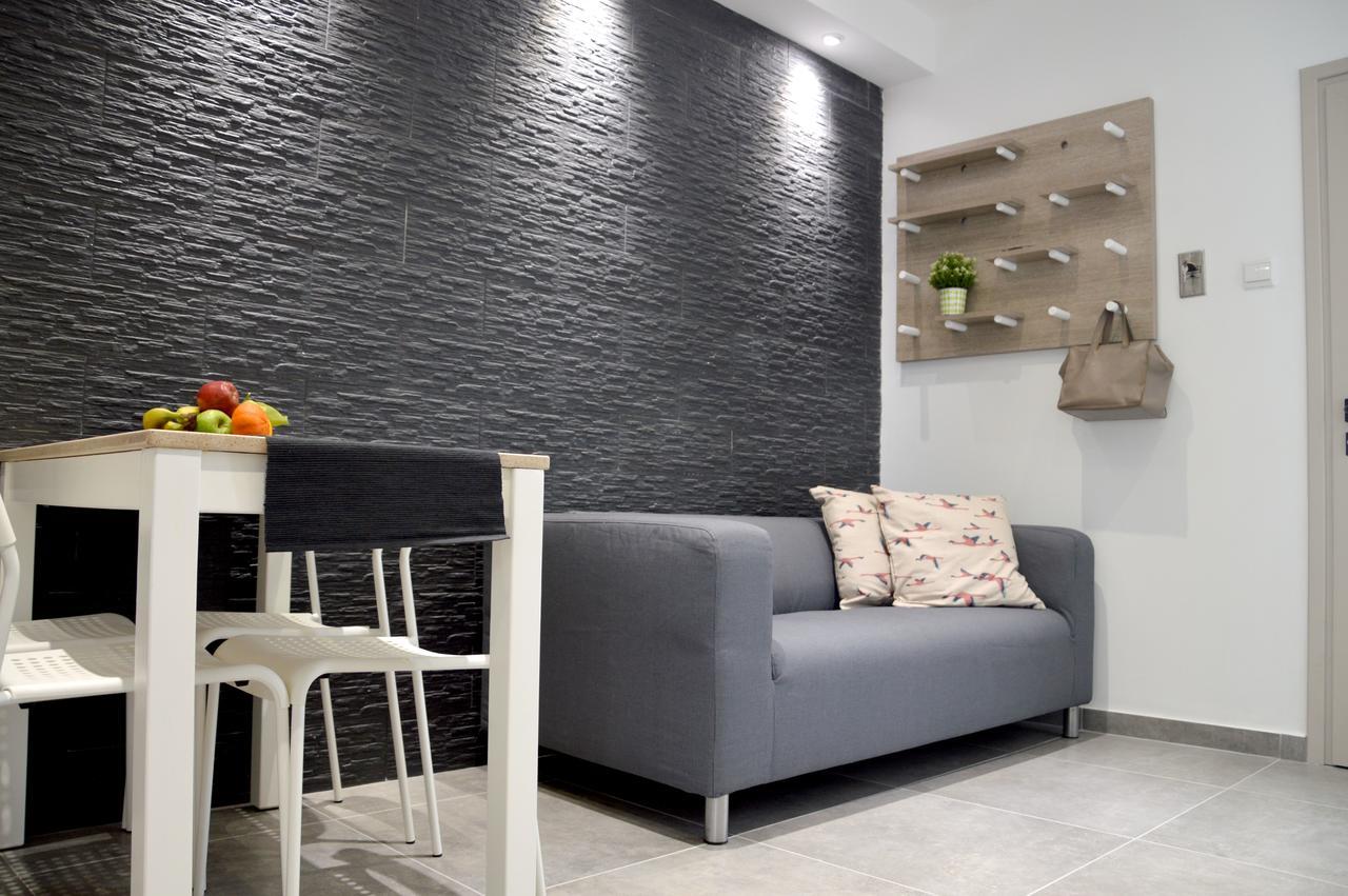 Topikos Apartments 아이아 나파 외부 사진